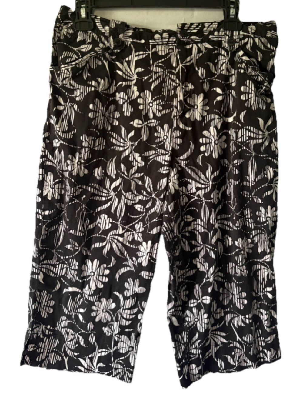 White Stag Black White Floral Capri Pants Cropped Stretch Size 10 Average